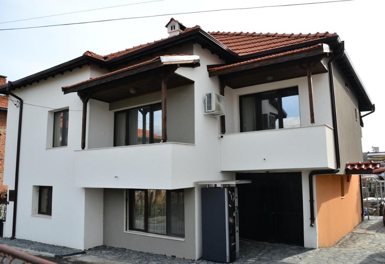 فندق Boris House أوجنيانوفو المظهر الخارجي الصورة