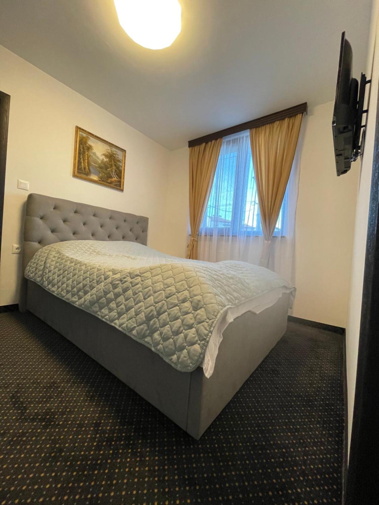 فندق Boris House أوجنيانوفو المظهر الخارجي الصورة